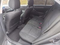 Gebraucht Toyota Avensis Sol 147 PS (108 kW) 2006 Grau Limousine