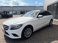 Gebraucht Mercedes C180 122 PS (89 kW) 2019 Weiß Limousine