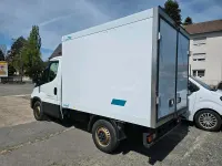 Gebraucht Iveco Daily 156 PS (114 kW) 2023 Weiß Limousine