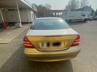 Gebraucht Mercedes C180 157 PS (115 kW) 2006 Beige Limousine