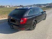 Gebraucht Skoda Superb 170 PS (125 kW) 2011 Schwarz Kombi