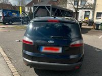 Gebraucht Ford S-MAX Ambiente 140 PS (102 kW) 2008 Schwarz Van / Kleinbus