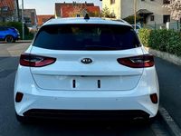 Gebraucht Kia Ceed Platinum 140 PS (102 kW) 2018 Weiß Kleinwagen