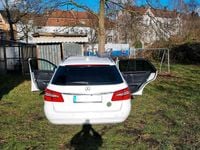 Gebraucht Mercedes E220 170 PS (125 kW) 2012 Weiß Kombi