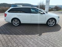Gebraucht Skoda Octavia Style 150 PS (110 kW) 2015 Weiß Kleinwagen