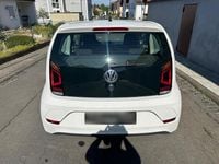 Gebraucht VW up! 74 PS (54 kW) 2017 Weiß Kleinwagen