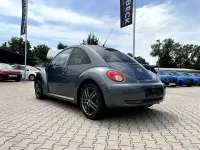 Gebraucht VW Beetle 102 PS (75 kW) 2010 Platinum grey metallic Kleinwagen