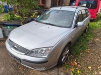 Gebraucht Ford Mondeo Ghia 110 PS (80 kW) 2002 Silber Kombi