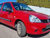 Używany Renault Clio II Campus 58 KM (42 kW) 2011 Czerwony Hatchback
