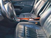 Second-hand Audi A8 300 CP (220 kW) 1995 Argintiu Berlinǎ