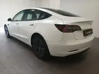 Gebraucht Tesla Model 3 350 kW (476 PS) 2022 Weiß Limousine
