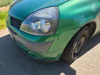 Używany Renault Clio II Expression 75 KM (55 kW) 2002 Zielony Sedan/Limuzyna