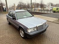 Gebraucht Mercedes 190 109 PS (80 kW) 1993 Silber Limousine