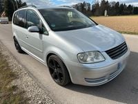 Gebraucht VW Touran 101 PS (74 kW) 2004 Silber Van / Kleinbus