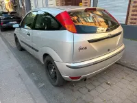 Gebraucht Ford Focus 101 PS (74 kW) 2002 Violet Kleinwagen