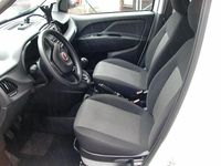 Gebraucht Fiat Doblò 95 PS (69 kW) 2021 Weiß Van / Kleinbus