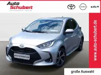 Neu Toyota Yaris 116 PS (85 kW) 2025 Silber Kleinwagen