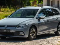 Gebraucht VW Golf VIII Move 110 PS (80 kW) 2024 Grau Kombi