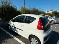 Gebraucht Peugeot 107 68 PS (50 kW) 2008 Weiß Kleinwagen