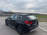 Gebraucht BMW X1 177 PS (130 kW) 2011 Schwarz SUV