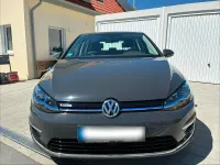 Gebraucht VW e-Golf 100 kW (136 PS) 2021 Grau Kleinwagen
