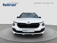 Gebraucht Skoda Kamiq Monte Carlo 116 PS (85 kW) 2024 Candyweiß/blackmagic perleffekt SUV
