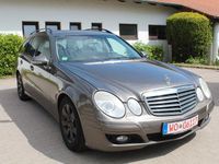 Gebraucht Mercedes E220 Classic 170 PS (125 kW) 2008 Braun Kombi