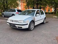 Gebraucht VW Golf IV 75 PS (55 kW) 1998 Weiß Kleinwagen