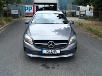 Gebraucht Mercedes A180 Style 122 PS (89 kW) 2015 Grau Kleinwagen