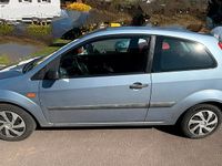 Gebraucht Ford Fiesta 70 PS (51 kW) 2006 Blau Kleinwagen