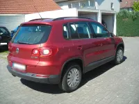 Gebraucht VW Tiguan 140 PS (102 kW) 2009 Rot SUV