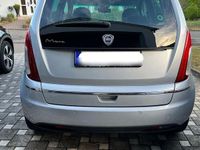 Gebraucht Lancia Musa 95 PS (69 kW) 2008 Silber Van / Kleinbus