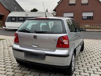 Gebraucht VW Polo 75 PS (55 kW) 2003 Silber Kleinwagen