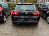 Używany Seat Leon 180 KM (132 kW) 2016 Czarny Sedan/Limuzyna