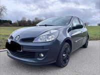 Gebraucht Renault Clio II Dynamique 88 PS (64 kW) 2006 Grau Limousine