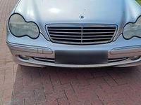 Gebraucht Mercedes 200 163 PS (119 kW) 2003 Kombi