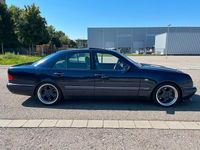 Gebraucht Mercedes E430 290 PS (213 kW) 1998 Blau Limousine