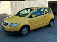 Gebraucht VW Fox 54 PS (39 kW) 2009 Gelb Kleinwagen
