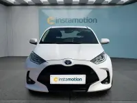 Gebraucht Toyota Yaris 116 PS (85 kW) 2021 Weiss Kleinwagen