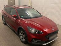 Gebraucht Ford Focus Active 182 PS (133 kW) 2019 Rot Kombi
