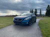 Gebraucht Volvo V40 R-Design Summum 190 PS (139 kW) 2015 Blau Kombi