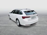 Gebraucht Skoda Octavia Selection 150 PS (110 kW) 2024 Candyweiß Kombi