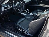 Gebraucht BMW 320 170 PS (125 kW) 2010 Grau Coupé