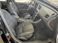 Gebraucht Volvo V40 Momentum 150 PS (110 kW) 2014 Schwarz Limousine