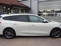 Gebraucht Ford Focus ST-Line 125 PS (91 kW) 2020 Metropolisweiß metallic Kombi