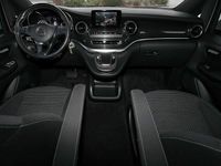 Gebraucht Mercedes V220 163 PS (119 kW) 2020 Silber Van / Kleinbus