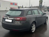 Gebraucht Opel Insignia 130 PS (95 kW) 2014 Grau Kombi