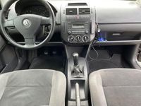 Gebraucht VW Polo Comfortline 60 PS (44 kW) 2008 Silber Limousine
