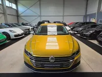 Gebraucht VW Arteon Elegance 150 PS (110 kW) 2019 Gelb Kleinwagen