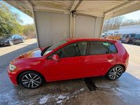 Gebraucht VW Golf VII 150 PS (110 kW) 2018 Rot Kleinwagen